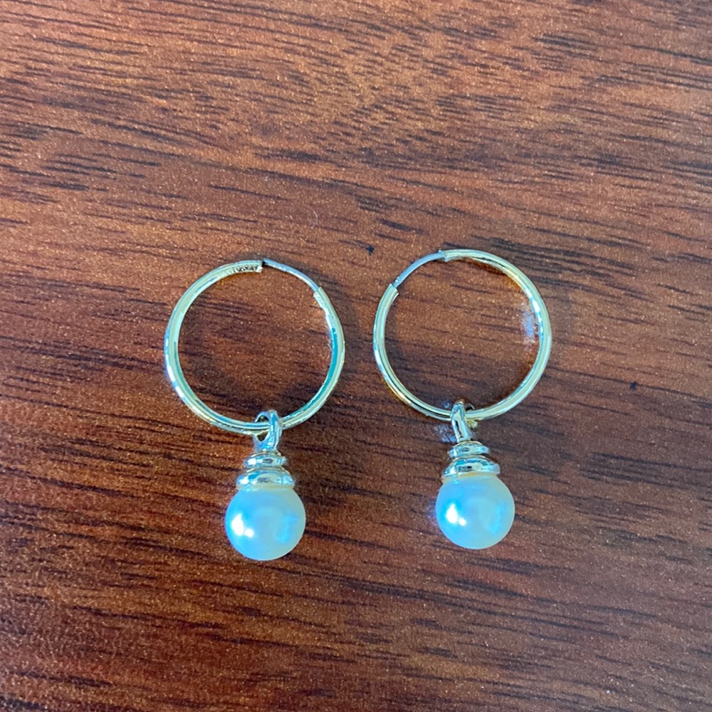 Pearl hoop earrings